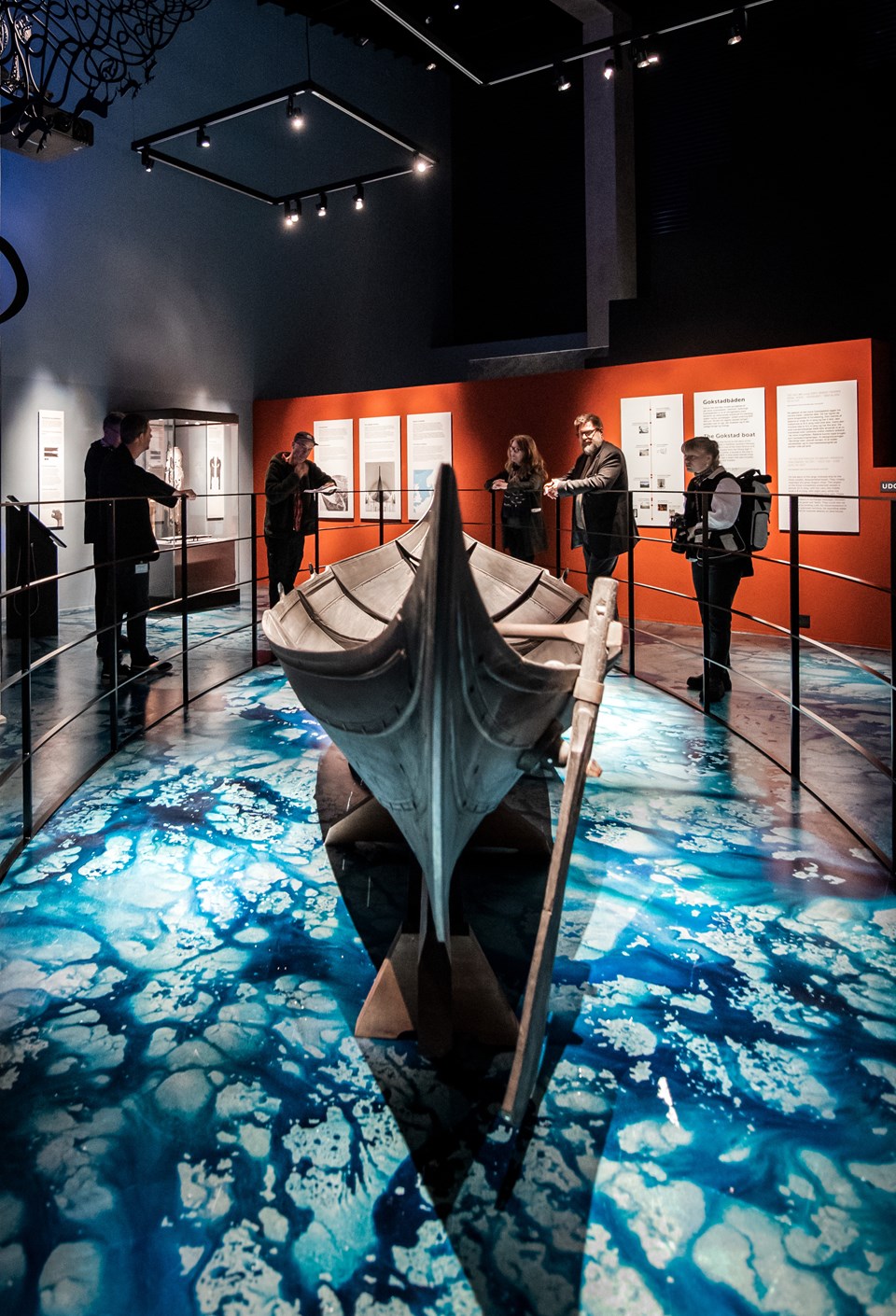 gokstadsbaaden-i-vikingetiden