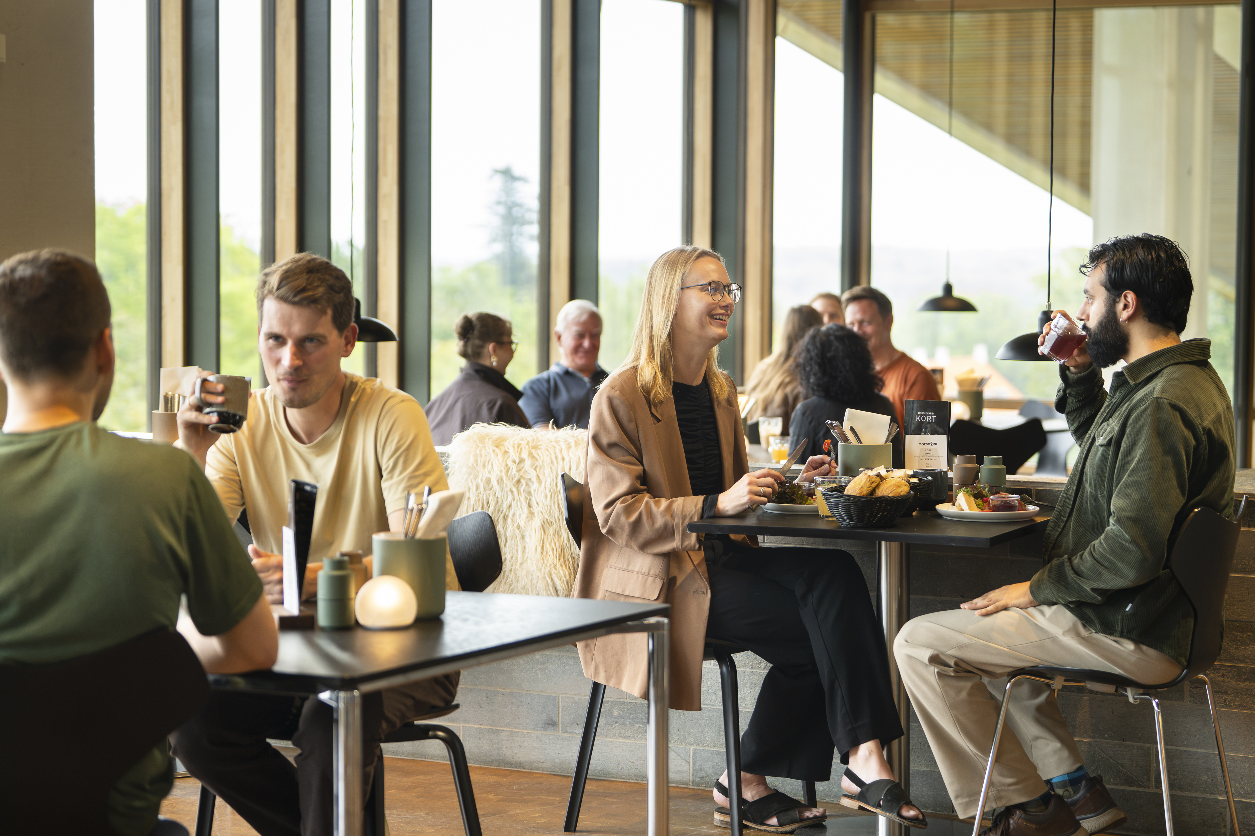 loerdagsbrunch-på-moesgaard.jpg (1)